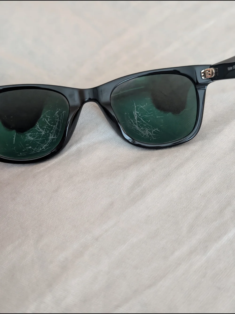 Quince Sunglasses Black Square Frame Polarized
